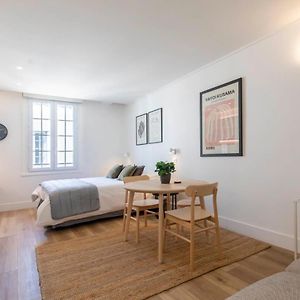 Hom I Studio A Estrenar En Edif Cultural De Santiago
